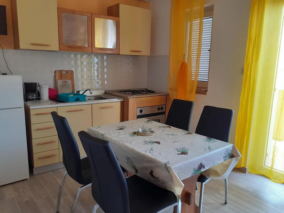 Apartments Rajka Lopar