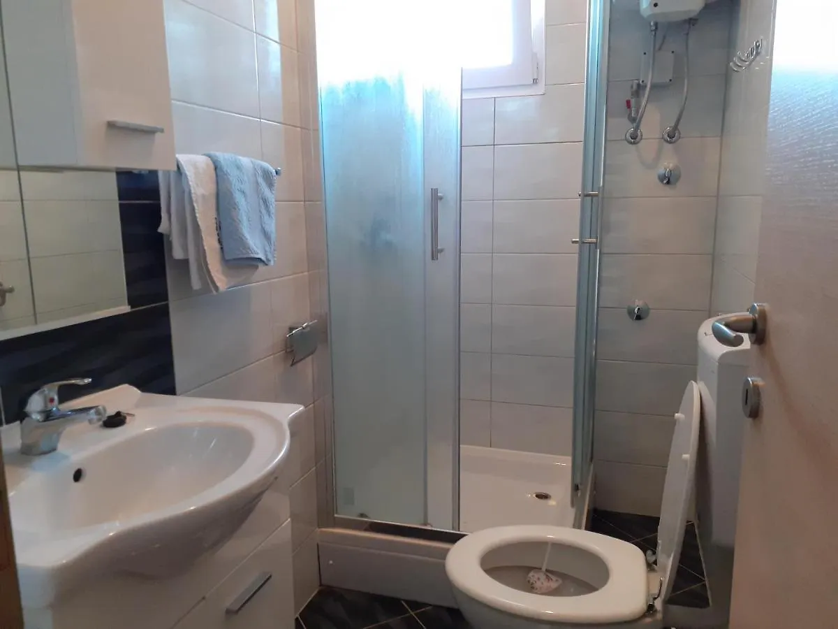 Apartments Rajka Lopar