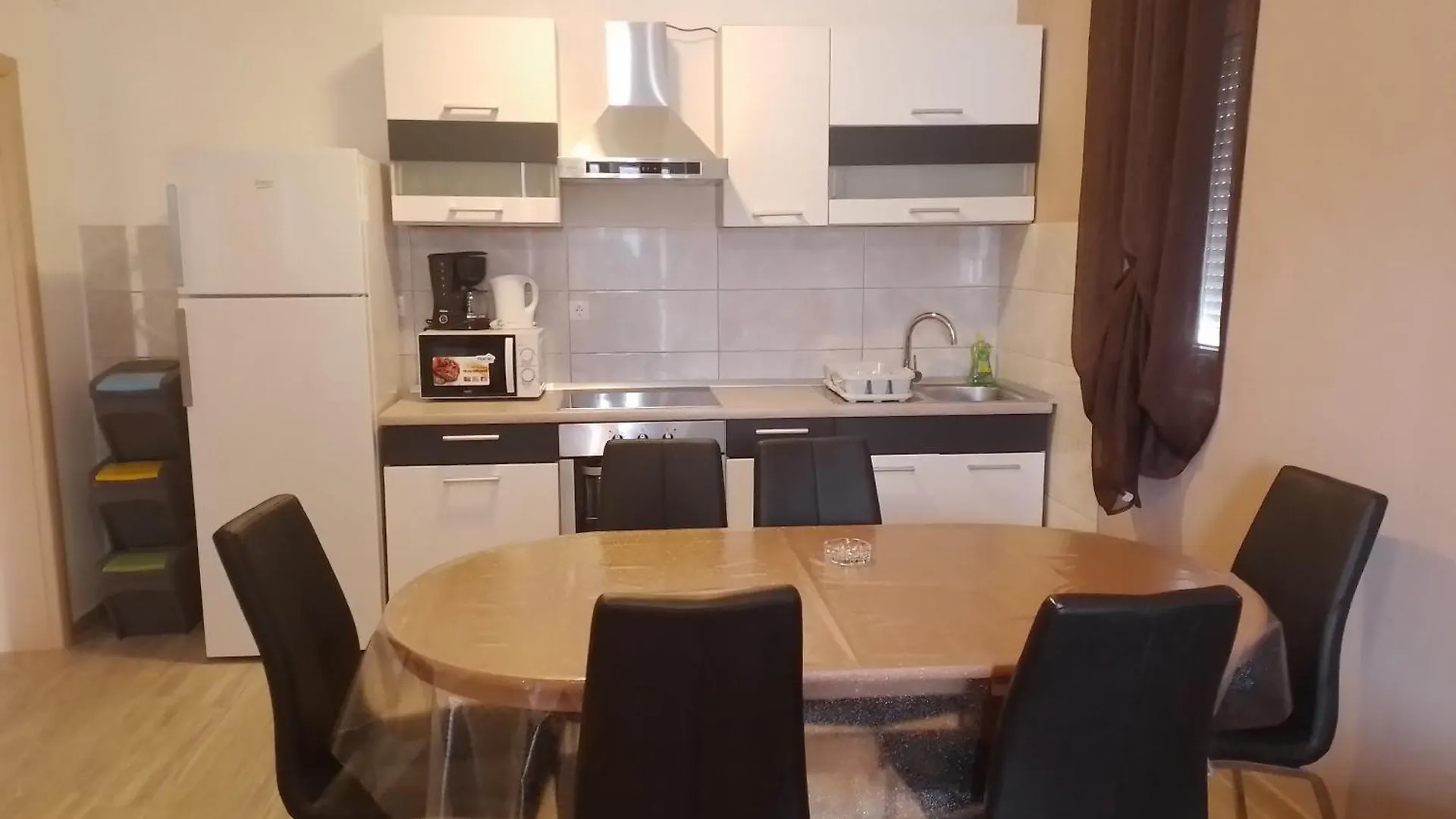Apartments Rajka Lopar